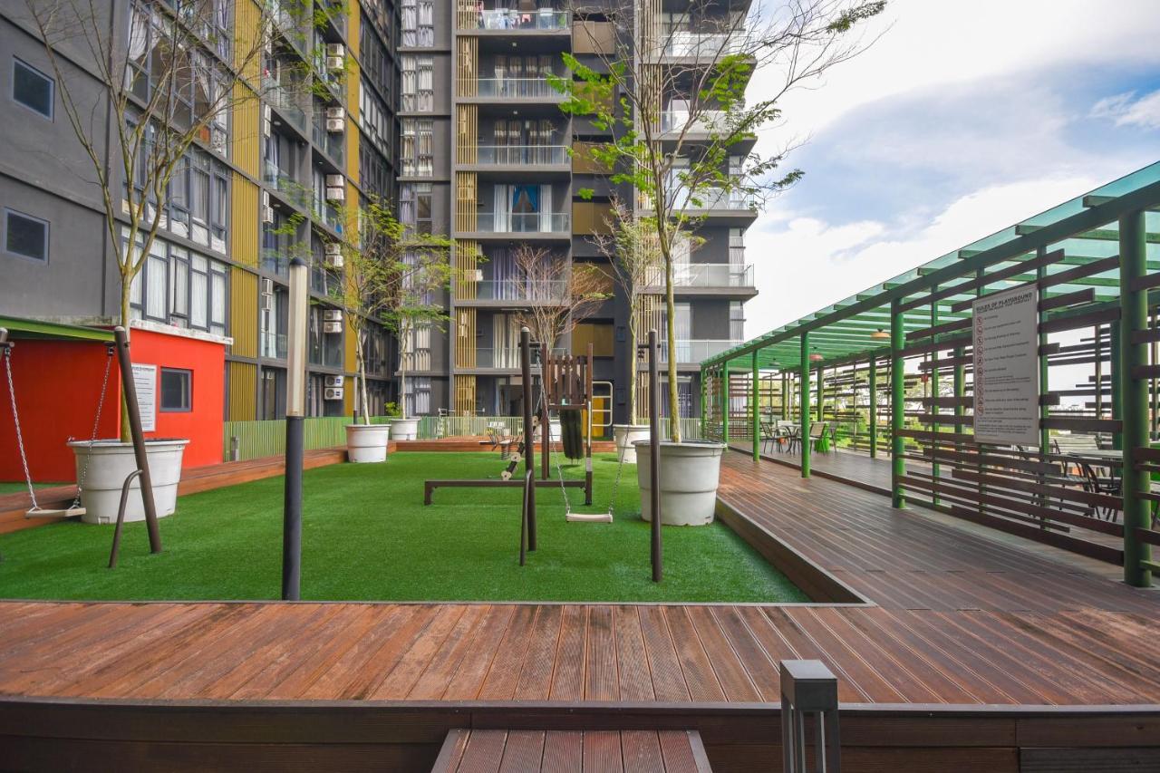 Aparthotel Cube 8teens By Nest *